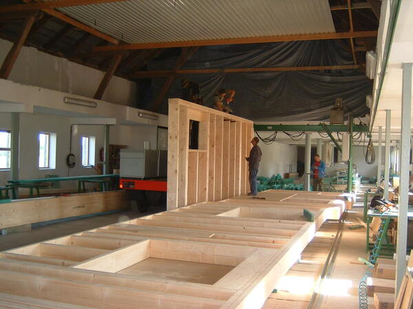 Výroba dřevostavby  na firmě v Opočně